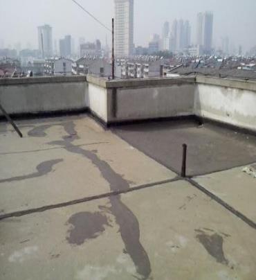 霸州漏水维修 楼顶漏水是什么原因，楼顶漏水维修方法是什么?